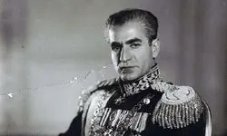 شنل محمدرضا پهلوی در جشن تاجگذاری/عکس