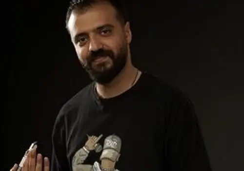 بازدید عادل فردوسی‌پور از دانشگاه صنعتی شریف