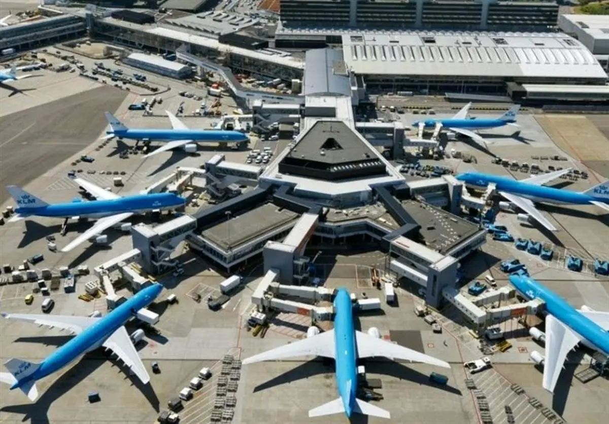 مسافران هوایی کی منتظر بلیت ارزان باشند؟