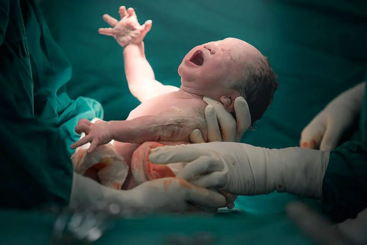 مادر شدن و کاهش ریسک سرطان در زنان + ارتباطی علمی
