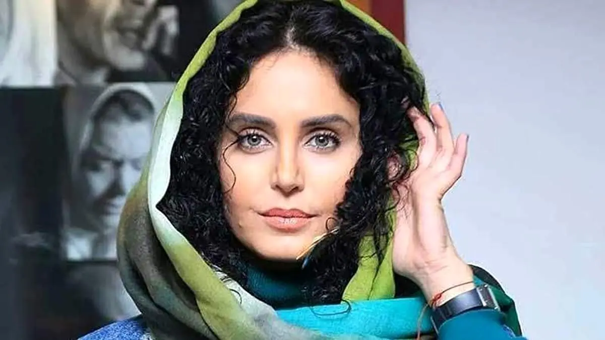 سلفی تو آینهای الناز شاکردوست غوغا کرد + عکس
