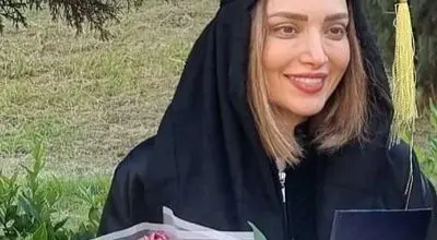 بهنوش طباطبایی با بادیگاردهایش دکترا گرفت!/ حضور یک بازیگر همراه بادیگارد  در دانشگاه جنجال آفرید!/ویدیو 