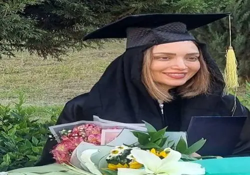 بهنوش طباطبایی با بادیگاردهایش دکترا گرفت!/ حضور یک بازیگر همراه بادیگارد  در دانشگاه جنجال آفرید!/ویدیو 