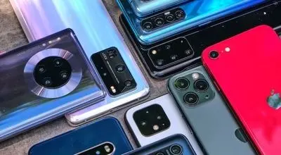 نوسانات قیمت ارز به بازار موبایل رسید
