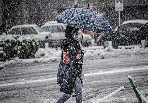 بارش‌ها همچنان ادامه دارد