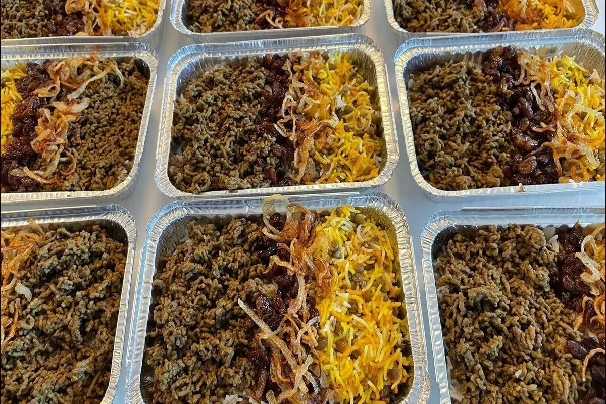 طرز تهیه عدس پلوی هیئتی برای ۱۰۰ نفر؛ فوت و فن عدس پلوی نذری مخصوص ماه محرم 