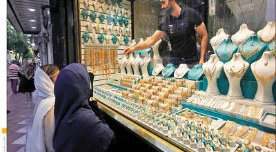 قیمت‌ها در بازار طلا و سکه امروز جمعه ۱ خرداد ماه کاهشی شد +جدول