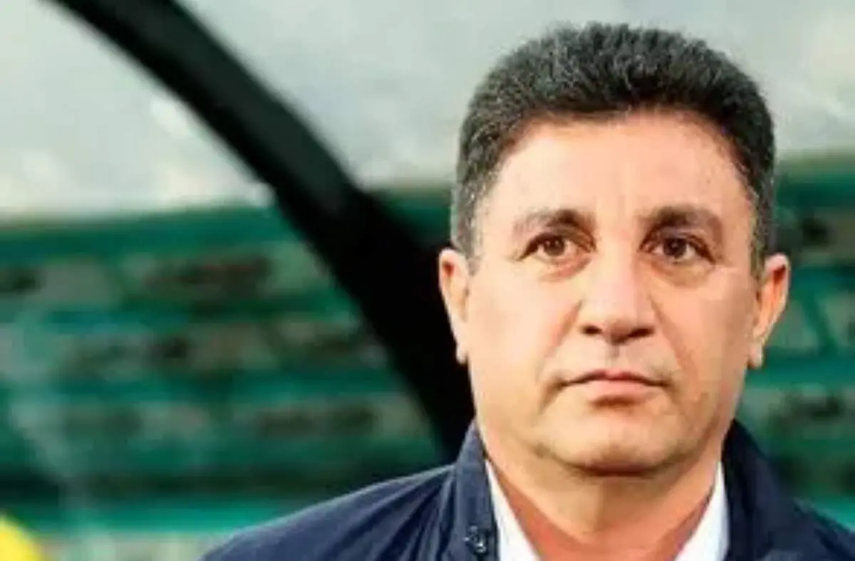 لبخند معنادار قلعه‌نویی در مراسم قرعه‌کشی امشب