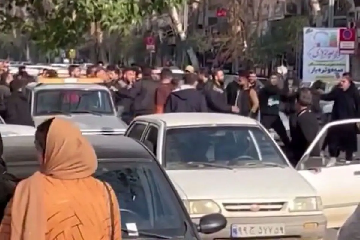 فیلم درگیری ماموران شهرداری با دست‌فروش گرگانی؛ تشکیل پرونده قضایی برای ضاربان
