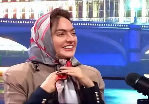  «مهناز افشار» 25 ساله در ششمین فیلمش در کنار «محمدرضا گلزار»