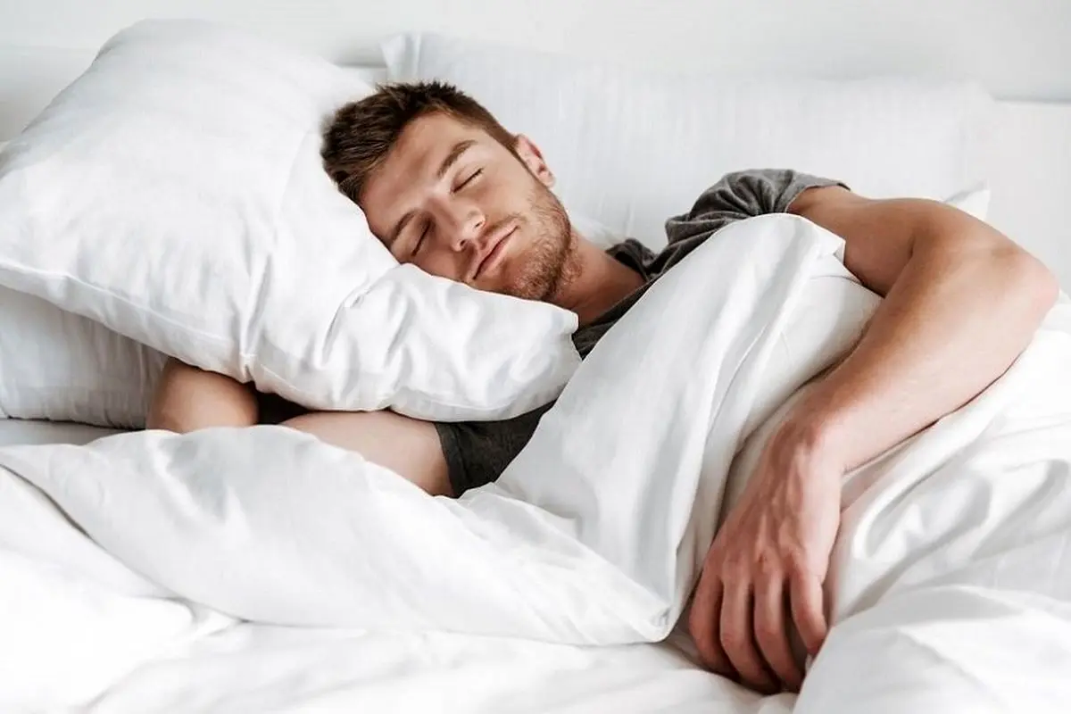 ملاتونین یا منیزیم کدام به بهبود خواب کمک میکند؟