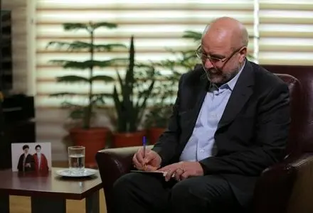 قالیباف قهرمانی تیم ملی کشتی آزاد ایران را تبریک گفت