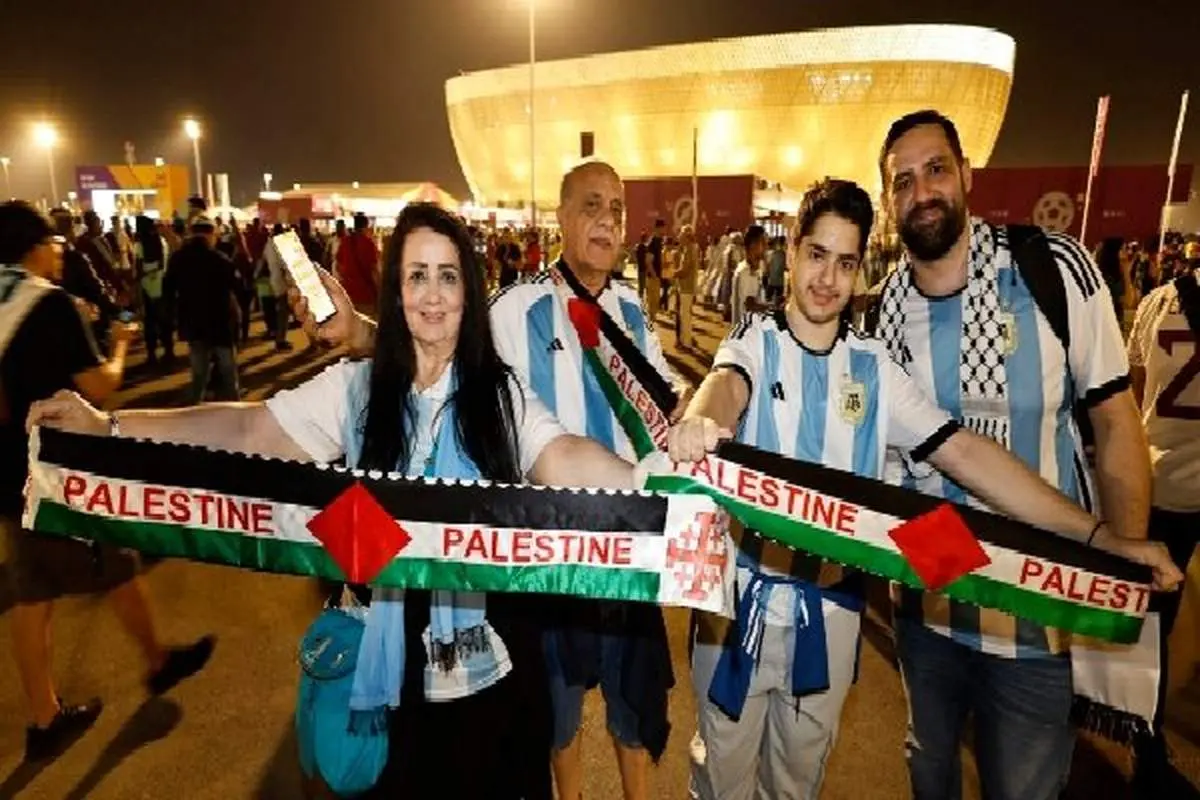 شادی متفاوت با موسیقی معروف فلسطینی در ورزشگاه+ فلیم