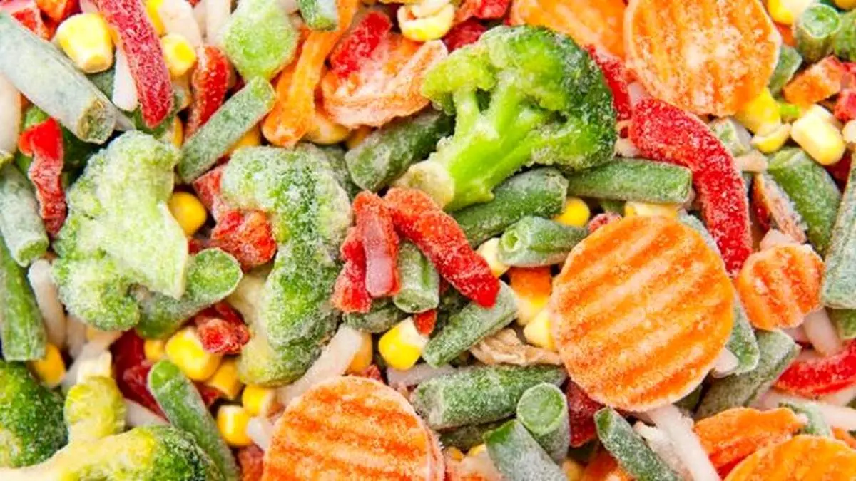 این مواد غذایی را در فریزر نگذارید؟