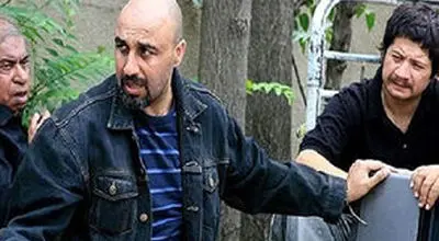 تصویری جالب از رضا عطاران در پشت صحنه سریال «متهم گریخت»