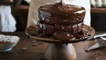کیک شکلاتی با چهار ماده؛ ساده‌تر از آنچه فکر می‌کنید+تصاویر