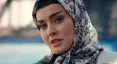 گریم سنگین دنیا فتحی بازیگر سریال ناریا