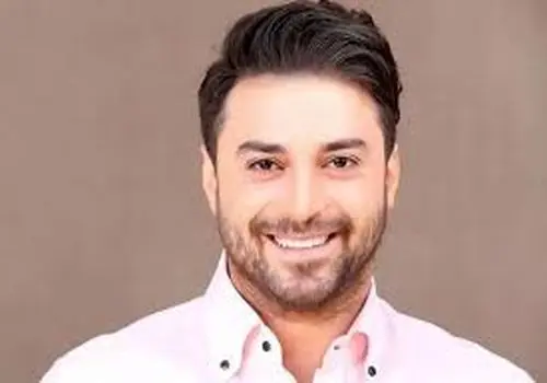 بابک جهانبخش در کنسرت تهران: آدم‌های باارزش را باید قدر دانست+فیلم