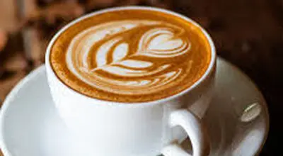 چای یا قهوه؟ انتخاب بهتر برای سلامت استخوان‌ها پس از یائسگی
