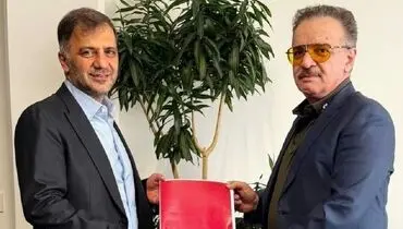مدیرعامل سابق استقلال در مسیر سرمربی اسبق آبی‌ها/ معمای نکونام در تراکتور؛ جواد انتخاب چه کسی بود؟!