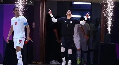 تماس تاج با دروازه‌بان تیم ملی پس از حمله جنگنده‌های آمریکا و اسرائیل 