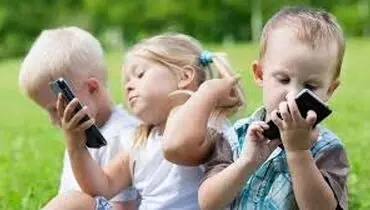 خطرات ناشناخته گوشی هوشمند برای کودکان خردسال