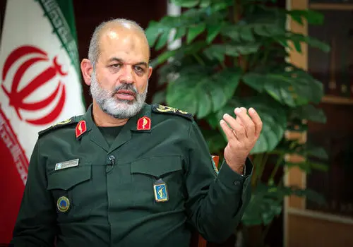 سردار وحیدی: با وجود از دست دادن سرداران و دانشمندان بزرگ، ما پیروز شدیم