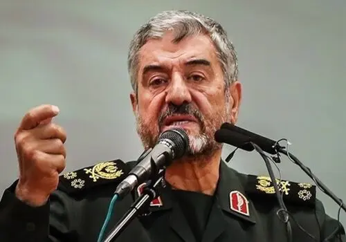 نیوزویک: ایران اعلام آماده‌باش کامل کرد/ این بار هیچ رحمی نخواهیم کرد