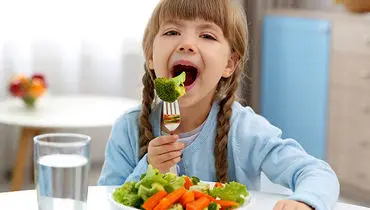 چگونه با تغذیه درست، کم‌خونی کودکان را درمان کنیم؟ + فیلم