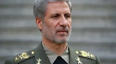 بازدید فرمانده کل ارتش از روند احداث دیوار مرزی در شمال شرق کشور