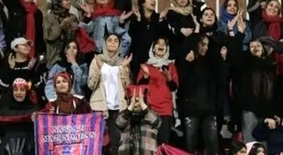 هم‌خوانی دختران هوادار نساجی با آهنگ بهنام بانی/ویدیو 