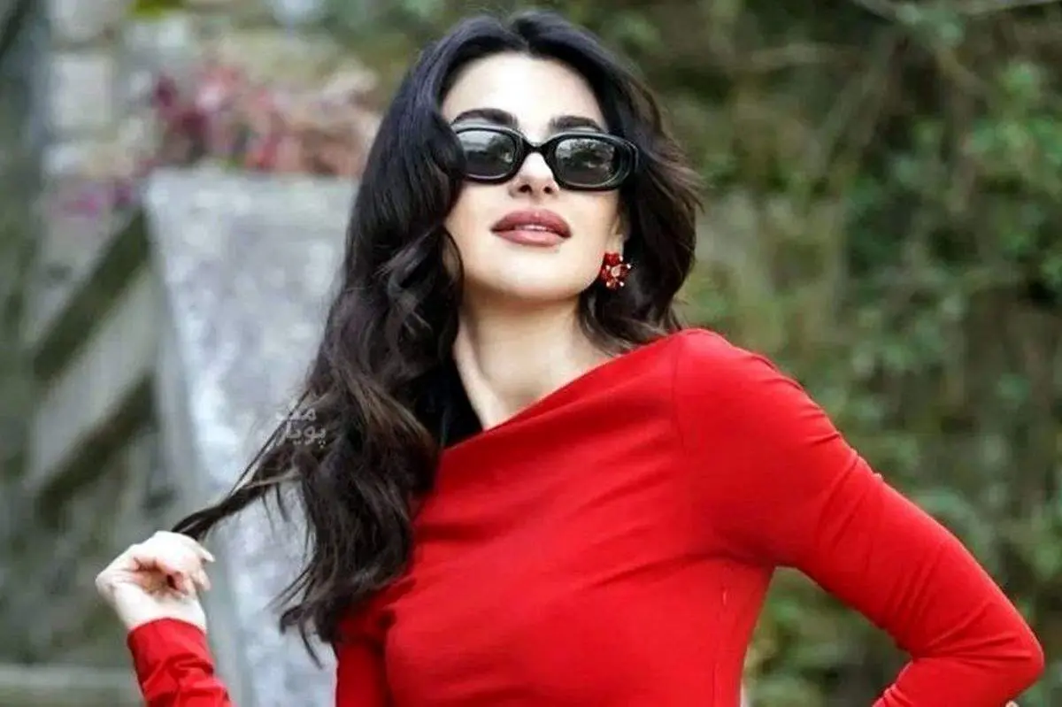 شوخی جنجالی نسرین جوادزاده/ من خون مردان جوان را مینوشم