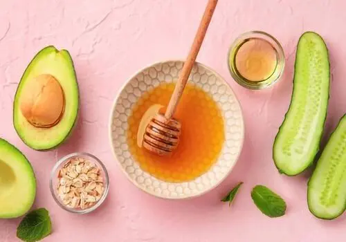 پنج ماده حیاتی برای داشتن پوستی صاف