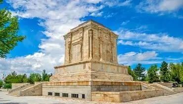 آرامگاه فردوسی مشهد کجاست؟ همه چیز درباره مقبره حکیم توس
