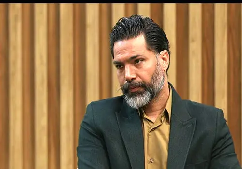 امیرحسین صادقی: من آویزون خط فقر هستم!

