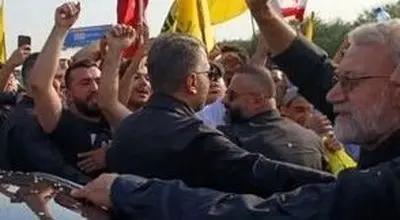 لبنانی‌ها روی سر علی لاریجانی برنج پاشیدند/عکس