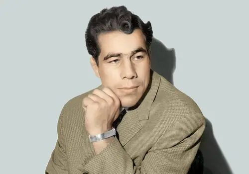 شباهت عجیب نوه تختی به پدربزرگش + عکس