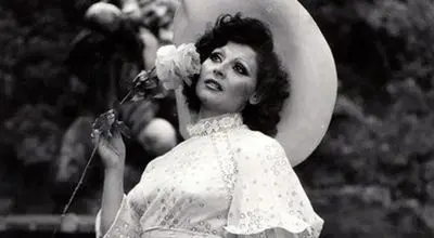 زیبایِ خوش صدایِ ایتالیا درگذشت | روز عزای هنر