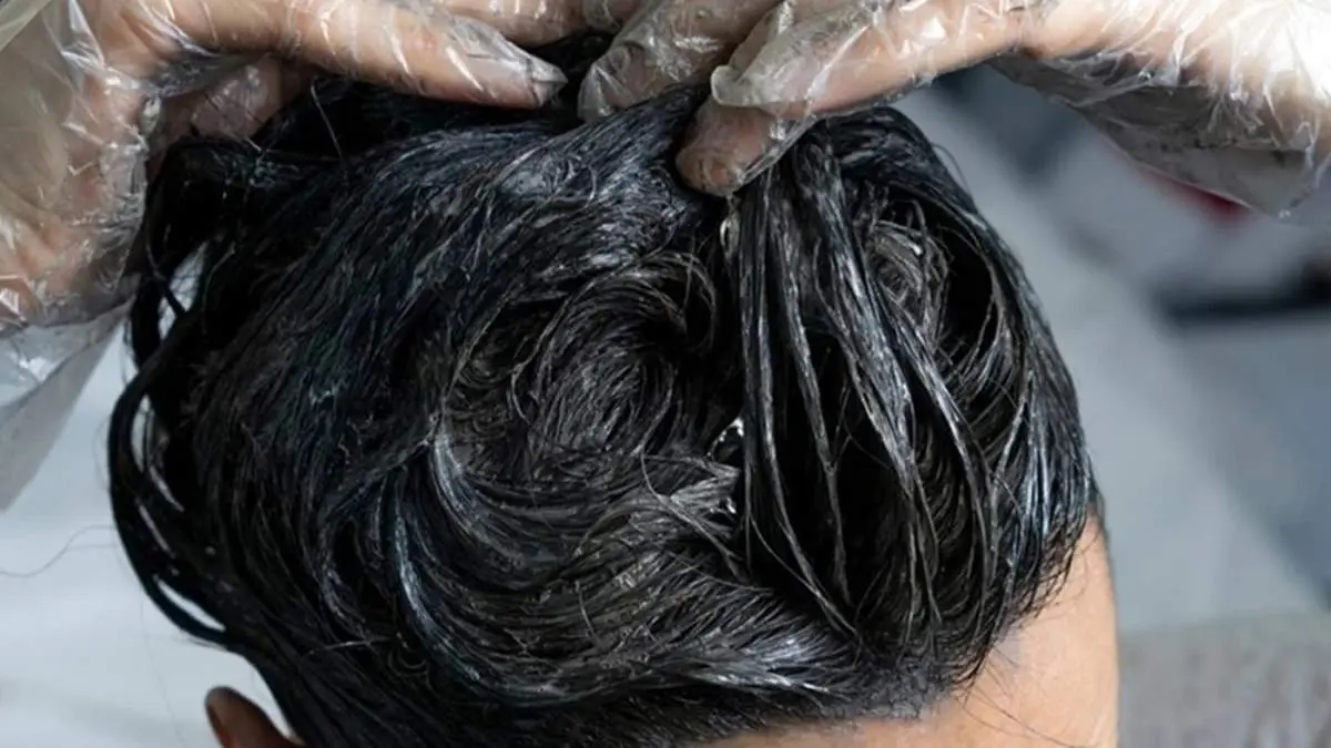  شامپو رنگ روی موی مشکی؛ اصلا جواب می دهد؟!