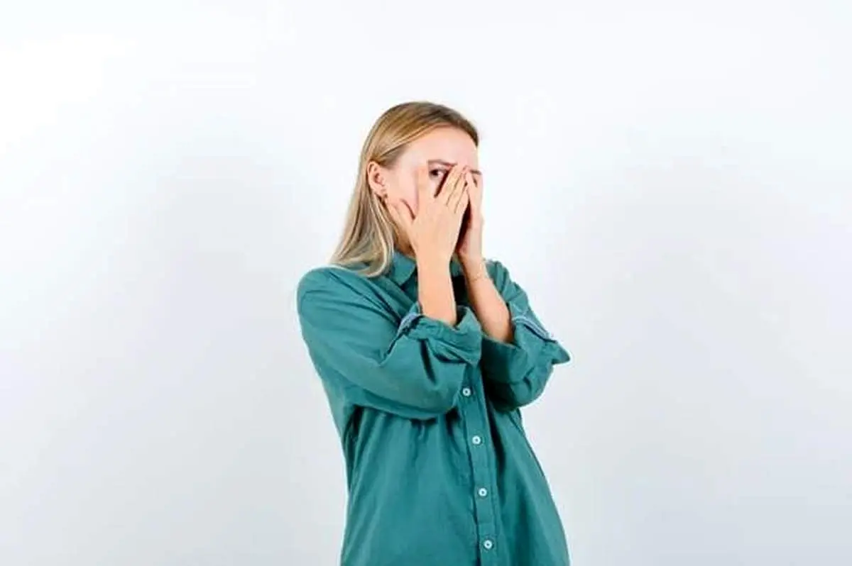 چطور بر اضطراب اجتماعی غلبه کنیم؟/ راهکارهایی ساده برای آرامش بیشتر