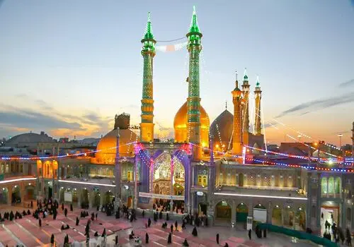 حضور مجری معروف تلویزیون در مراسم شهید ابراهیم رئیسی + عکس