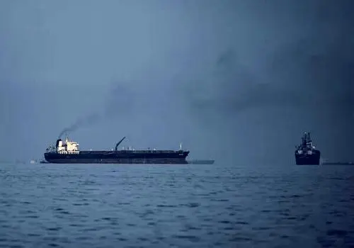  مرندی: تاکنون بیش از 20 کشور برای عبور از تنگه هرمز با تهران ارتباط برقرار کرده‌اند + عکس
