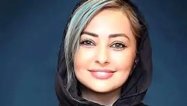 «نفیسه روشن» با چادر در حرم امام رضا (ع)؛ سال 93