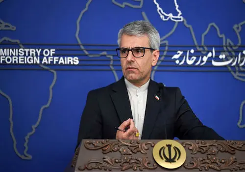 حمله تند بقایی به نخست وزیر آلمان: چرا نمی‌خواهید که آمریکا و اسرائیل مورد بازخواست قرار گیرند؟ + عکس