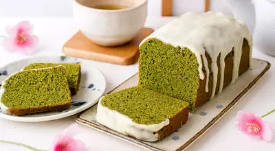 پاند کیک پسته‌ای؛ انتخابی مجلسی برای عصرانه‌ای خاص