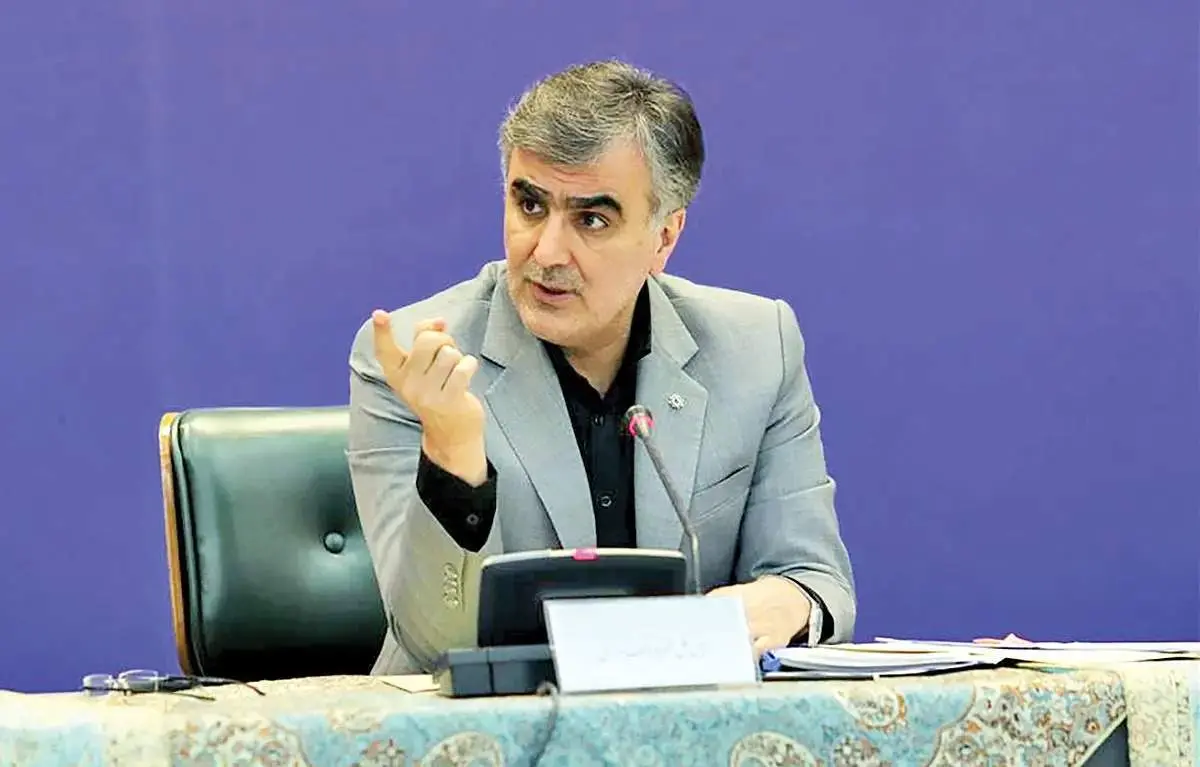 فرزین از ادامه عملیات تامین‌ ارز‌ خبر داد + فیلم