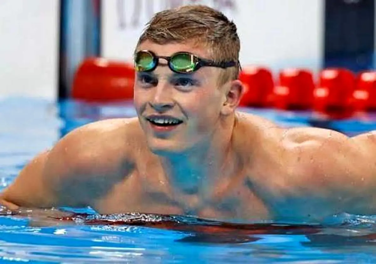 مادر داماد پشت درهای بسته؛ آدام پیـتی او را از عروسی محروم کرد+تصویر