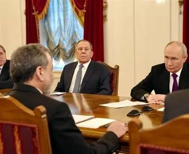 عراقچی: دیدار با پوتین بسیار سازنده و بیش از 90 دقیقه به طول انجامید
