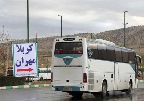  ۷۷ درصد زائران اربعین با خودروی شخصی به مرزها رفتند/ خروج یک میلیون و ۸۰۰ هزار زائر از مرزها 