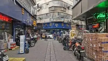 در این خیابان تهران جنگ هنوز ادامه دارد